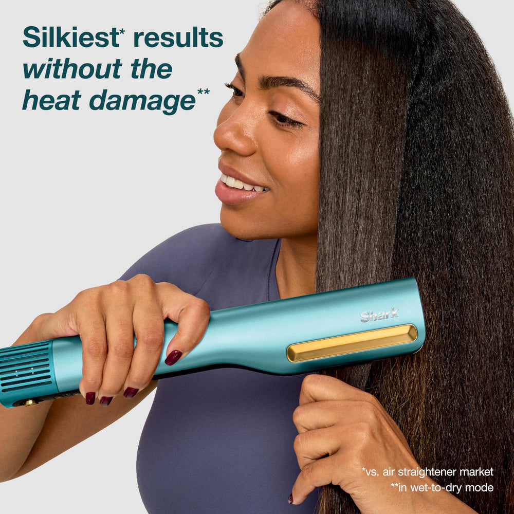 Shark SilkiPro ceramic plates close-up showing HeatSense surface for consistent heat