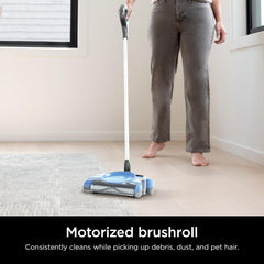 Shark V2700Z motorized brushroll close-up lifting hair and debris effectively