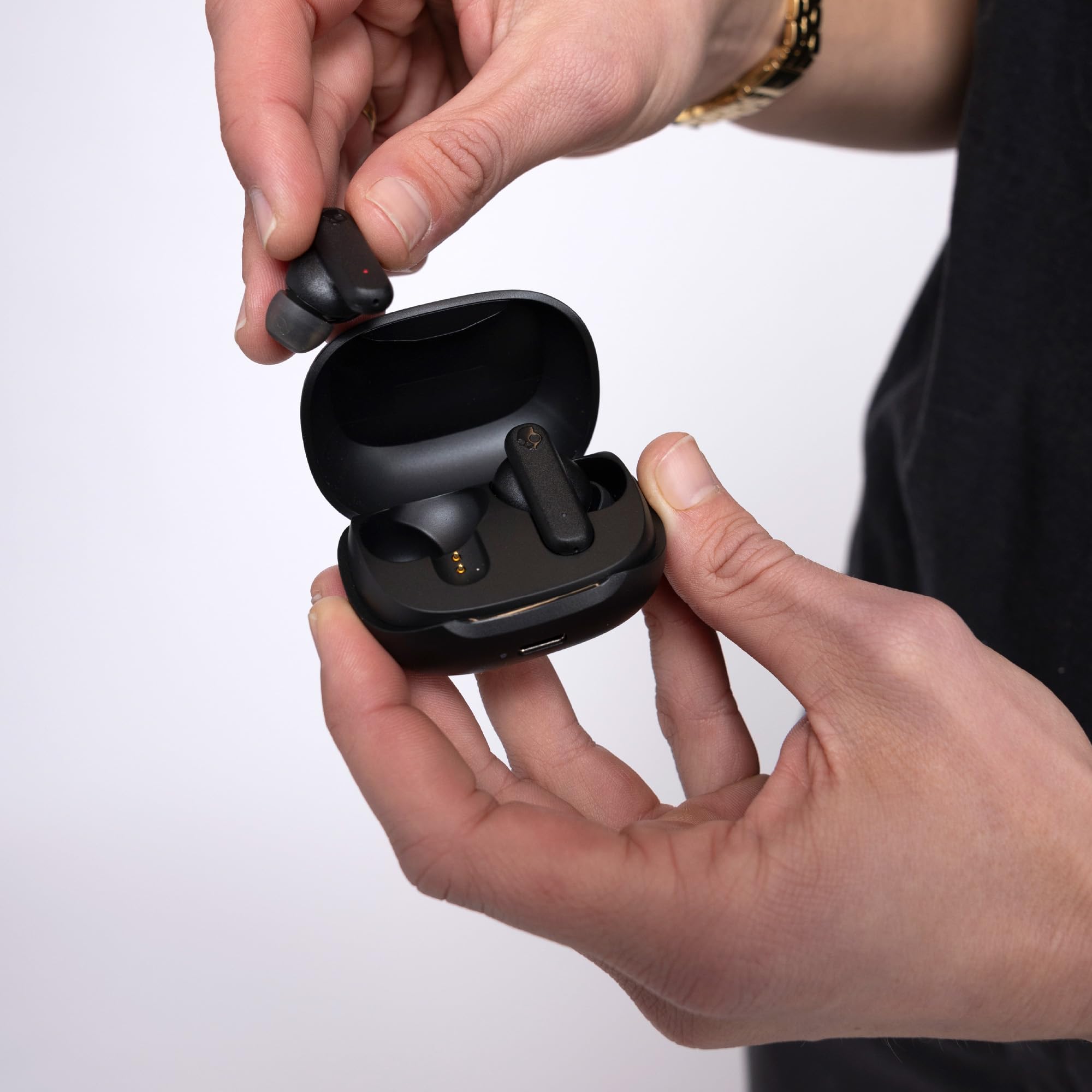 Skullcandy Smokin’ Buds recyclable packaging displayed for eco benefit