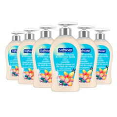 Softsoap front pump bottle showing easy dispensing and neat design
