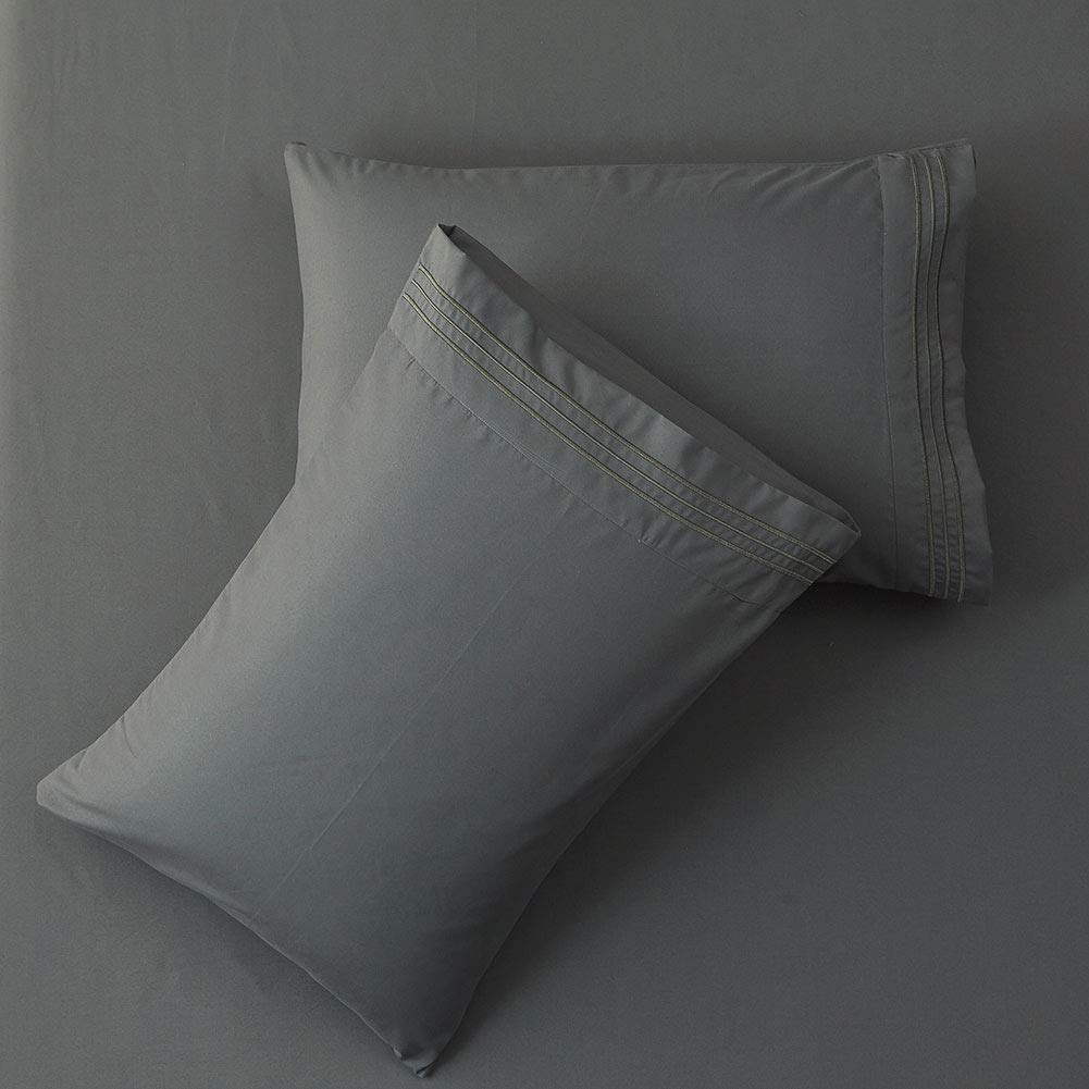 SONORO KATE two pillowcases laid flat showing smooth finish and comfort