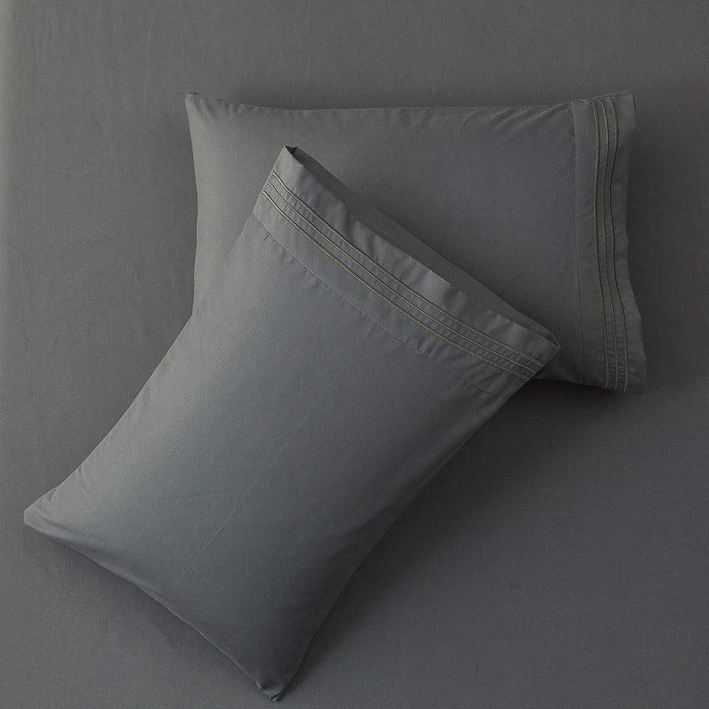 SONORO KATE two pillowcases laid flat showing smooth finish and comfort