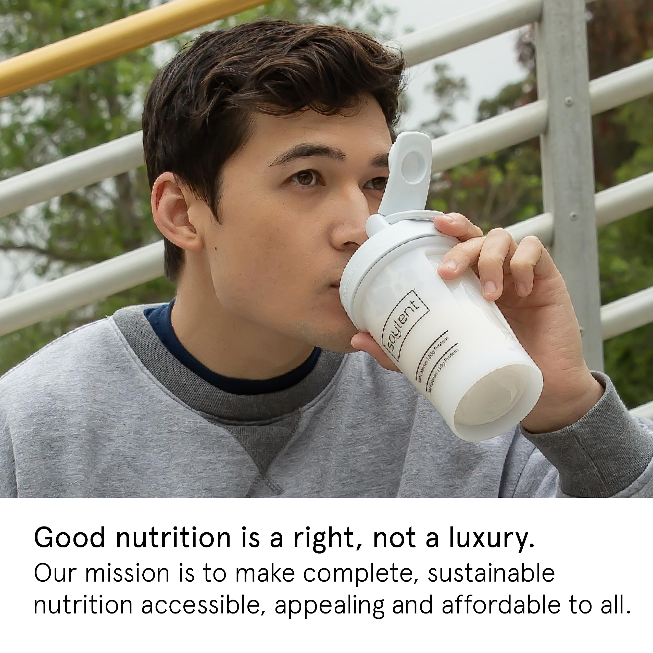 Soylent scoop on scale, illustrating accurate portion and protein content