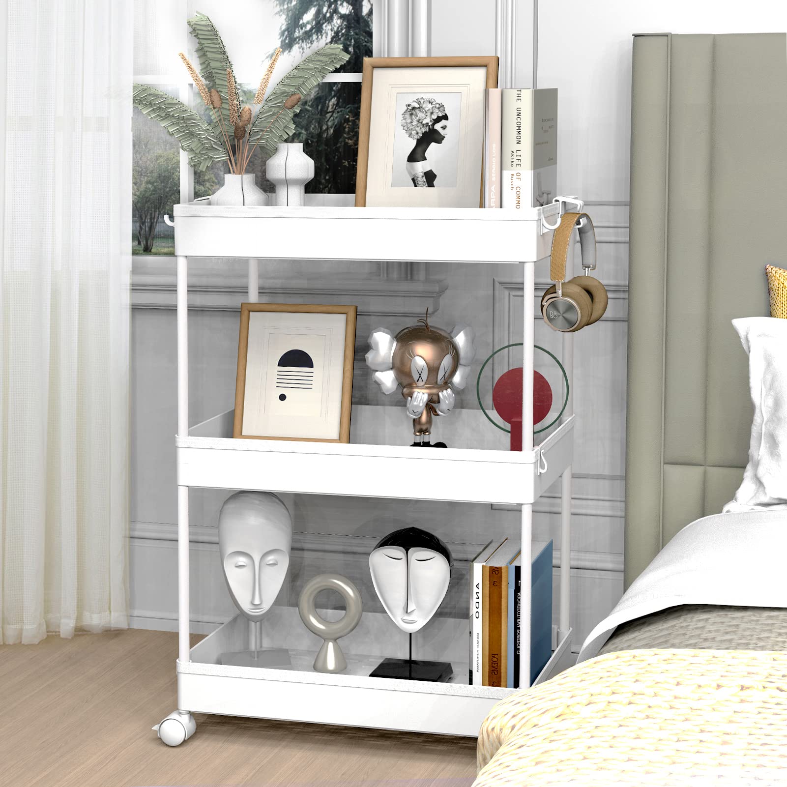 SPACELEAD lifestyle bathroom setup holding toiletries for tidy small spaces
