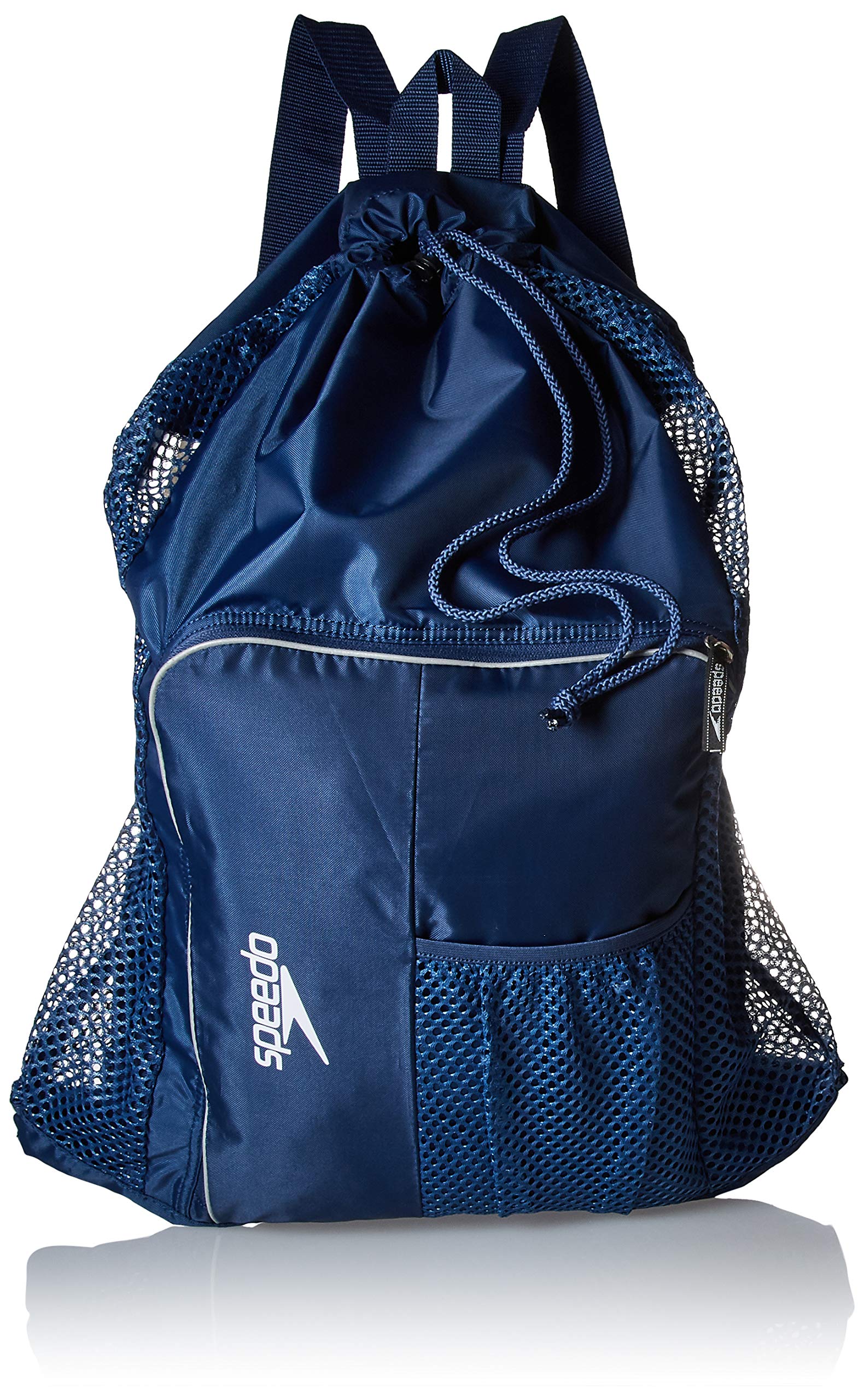Speedo deluxe ventilator front view showing bag capacity and straps for easy transport