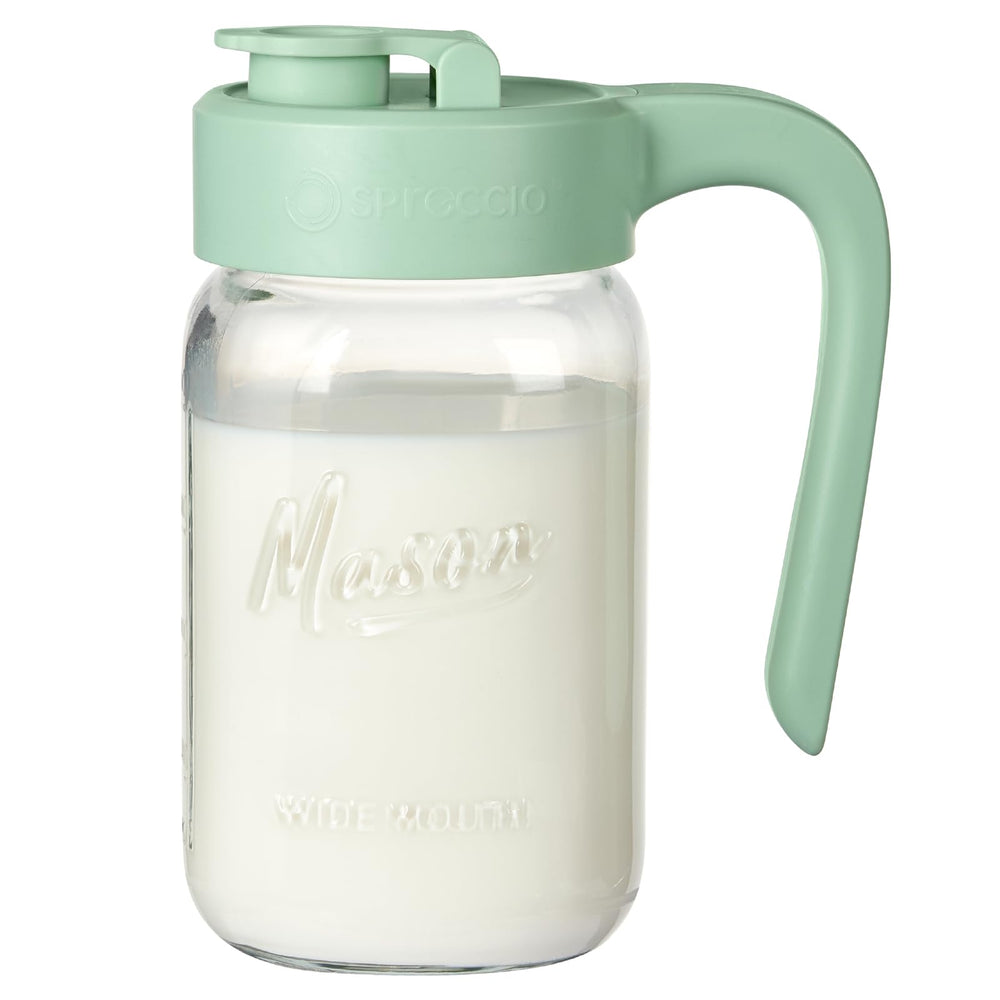 Spreccio pitcher front view showing 32 oz capacity and handle for easy pouring