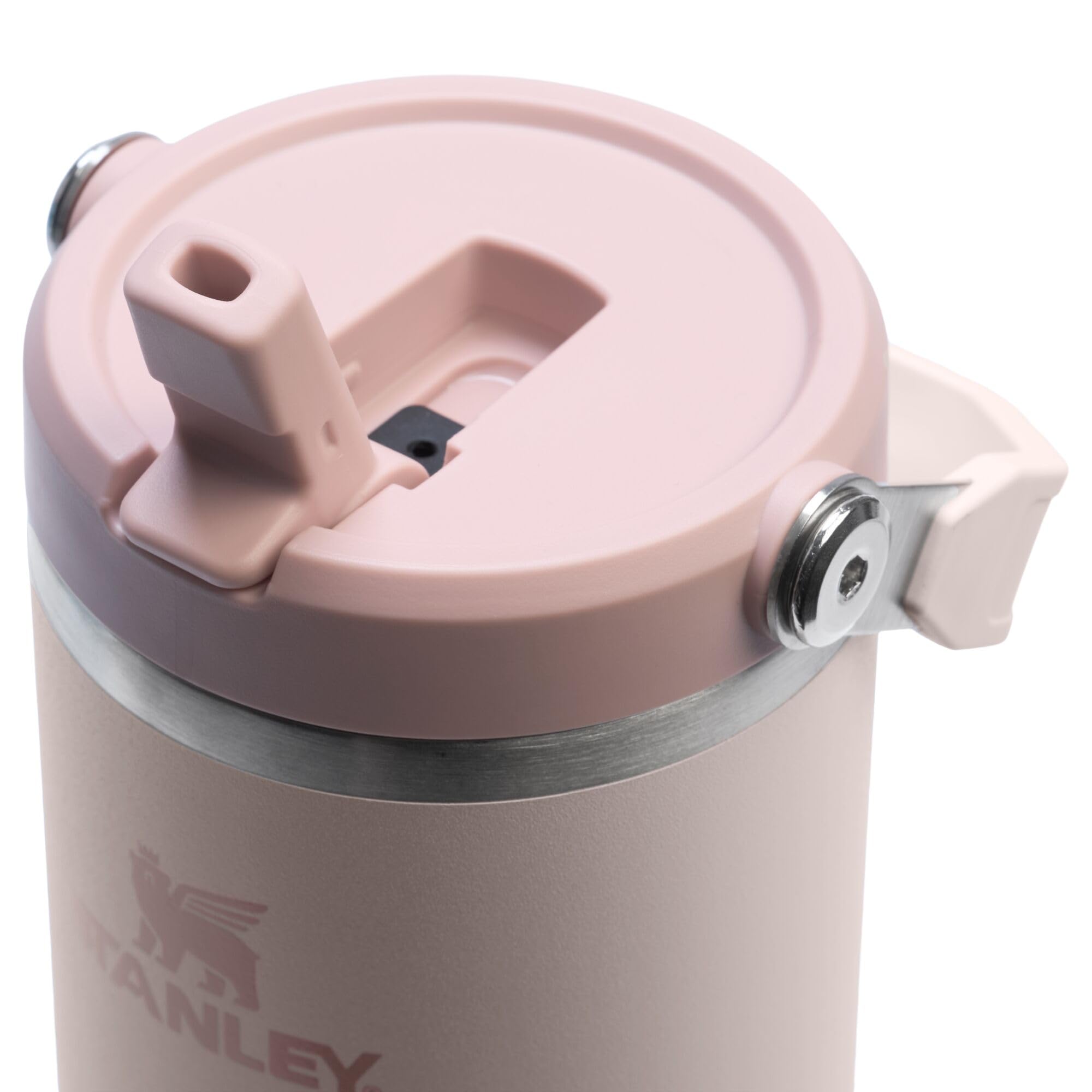 STANLEY Flip Straw 2.0 lid close-up highlighting quick-sip mechanism benefit: fast hydration