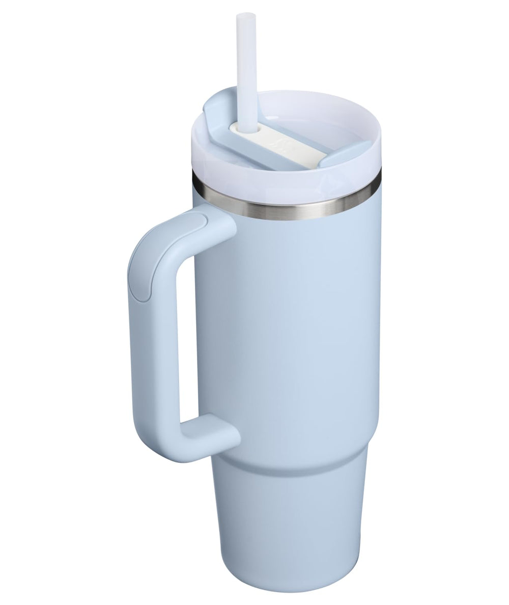 STANLEY ergonomic comfort-grip handle close-up for easy carrying advantage