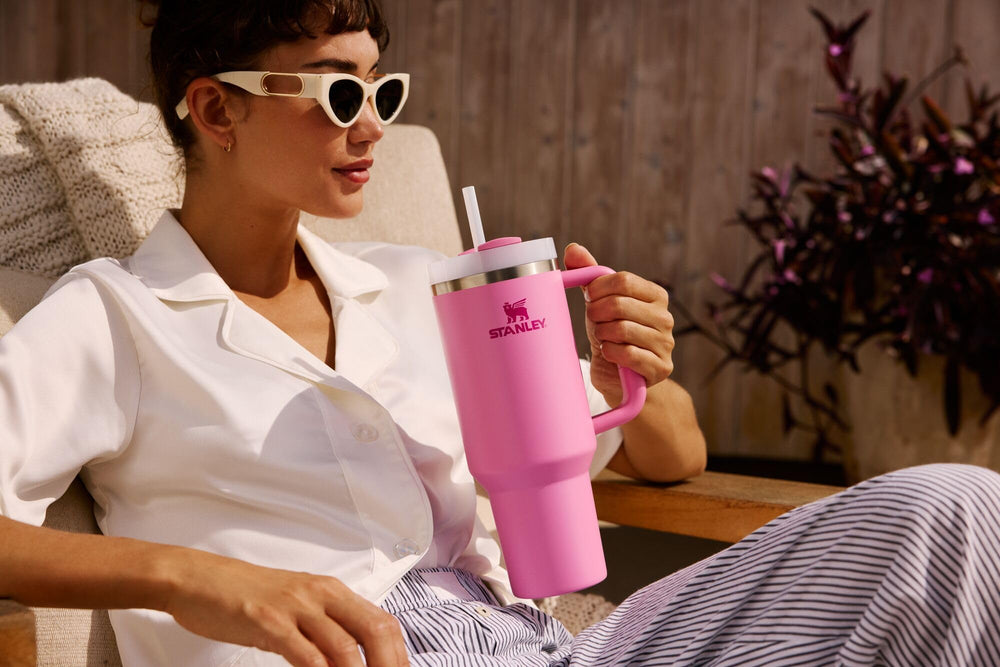stanley tumbler with straw and lid accessories showing customizable use benefit
