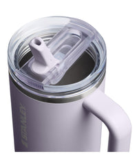 STANLEY Quencher lid closeup highlighting ProTour flip straw and leakproof benefit