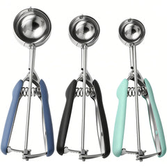 SUNNORN front view of three-scoop set showing handles and stainless bowls for reliable portioning