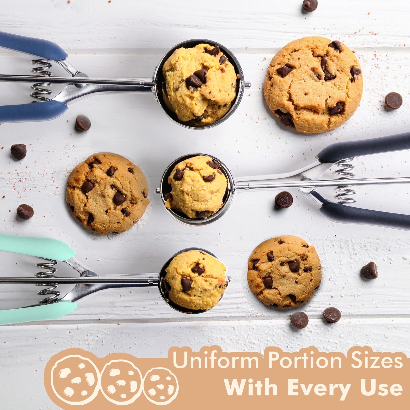 SUNNORN portioning cupcakes with medium scoop for even batter distribution and consistent results