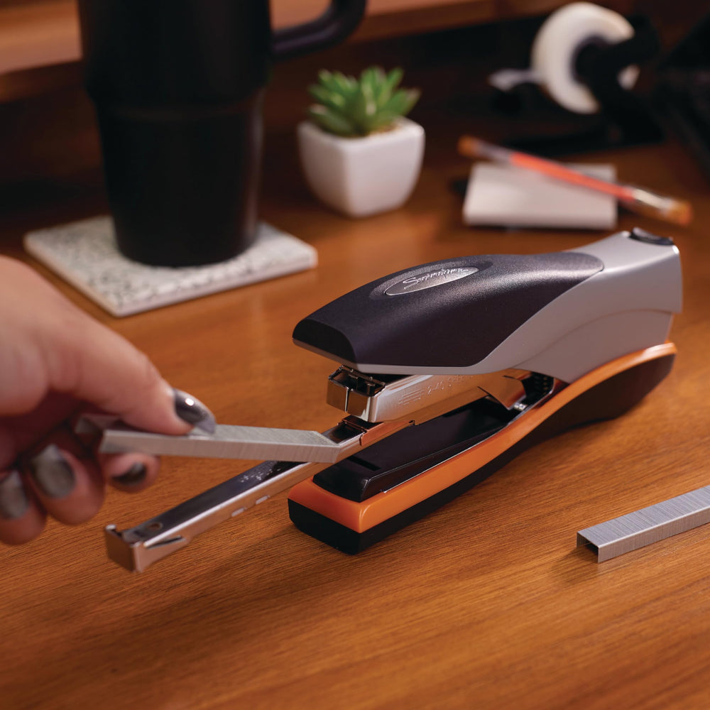 Swingline Optima 40 soft grip closeup showing ergonomic padding benefit: comfortable stapling