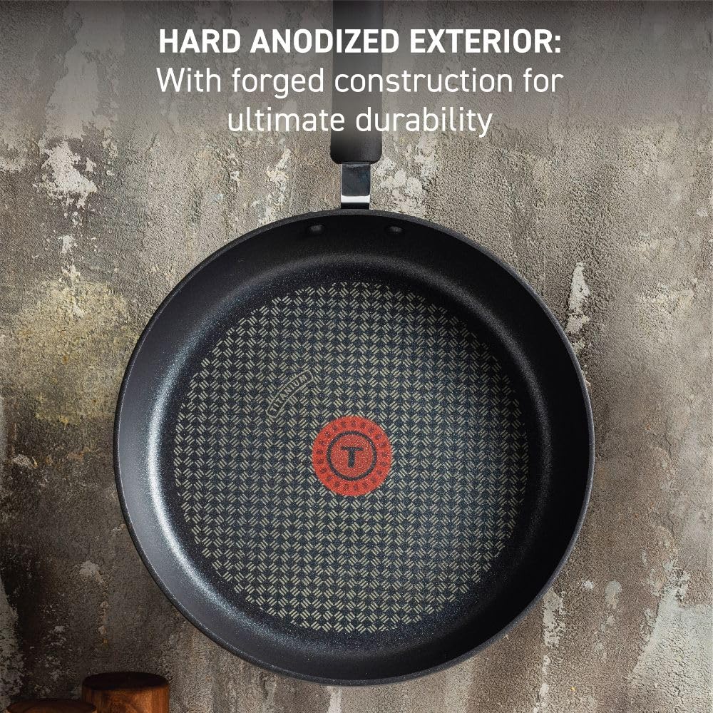 T-Fal Thermo-Spot heat indicator close-up that ensures accurate preheating for even searing