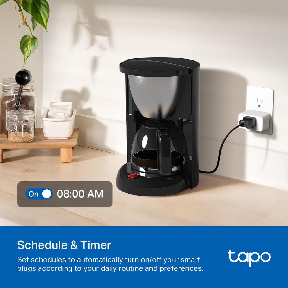Retail box of Tapo P110M showing included 4-pack and product specifications on packaging