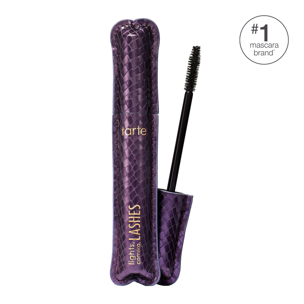 tarte close-up of 360 magniLASH wand, shows design for lifted lashes
