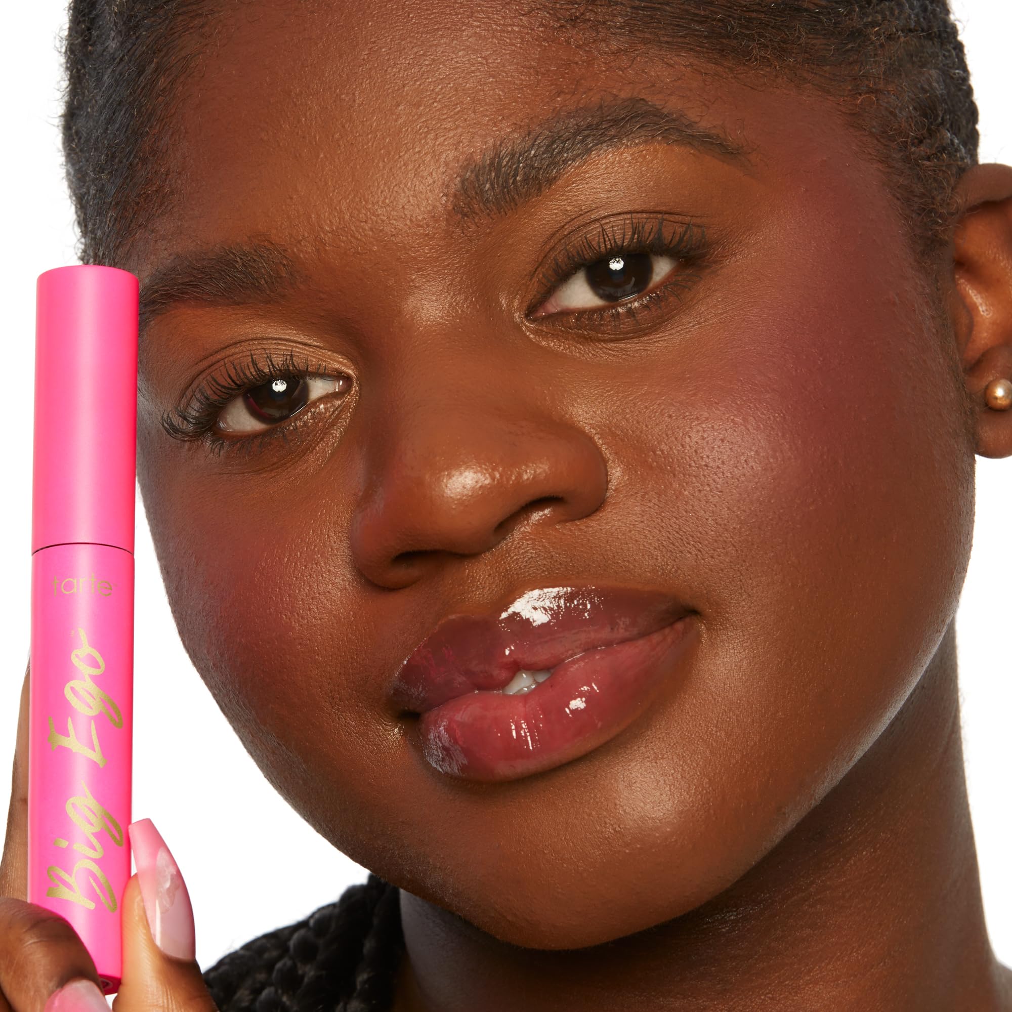 tarte lifestyle application on eye for long-wear impact and daily confidence