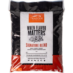 Traeger front of bag showing Signature Blend label and clear benefit of quality fuel