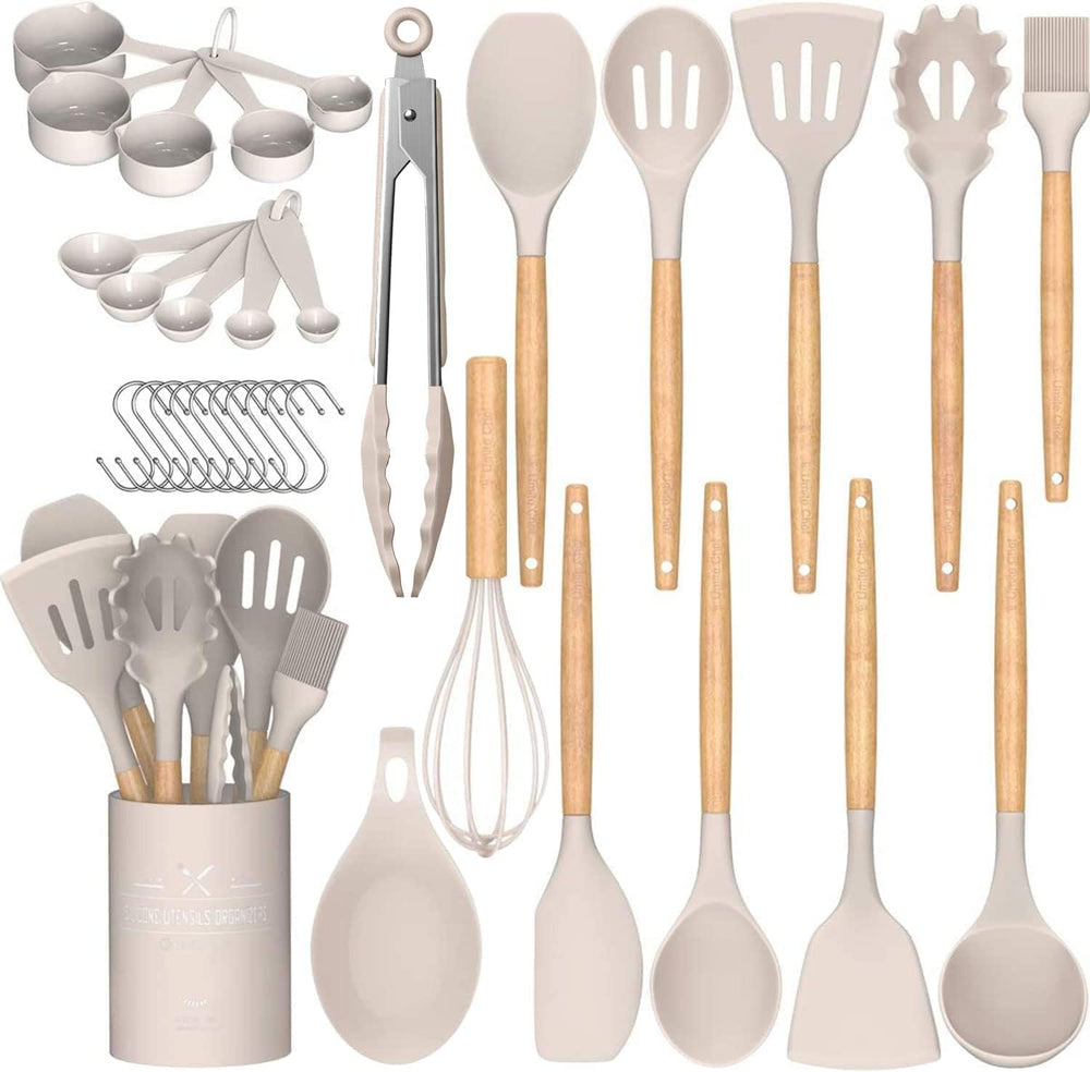 Umite Chef front packaging showing full 33-piece khaki set and holder for organized storage