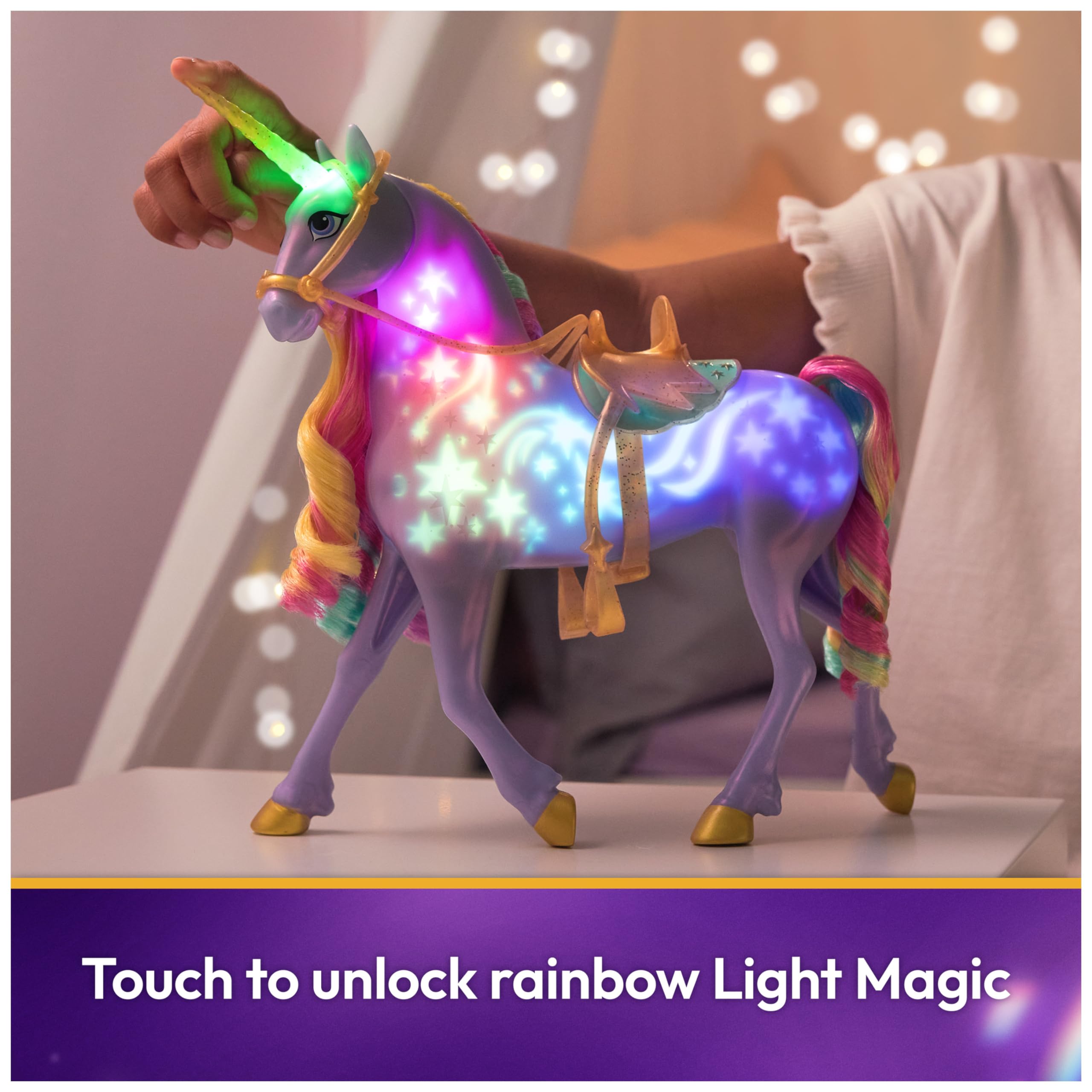 Unicorn Academy Wildstar rainbow mane and tail detail highlighting colorful texture