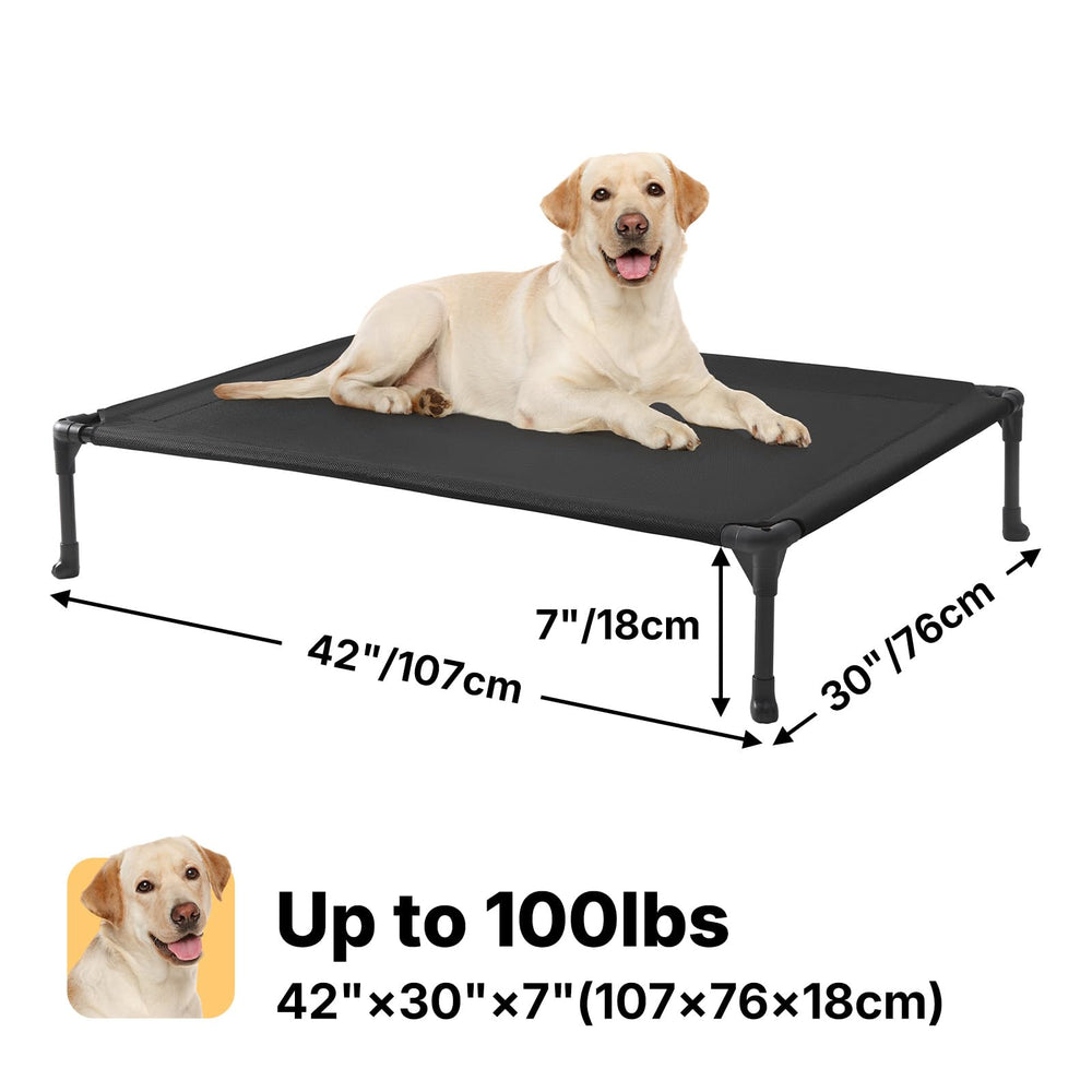 Veehoo large dog lying on bed demonstrating cooling airflow and comfort
