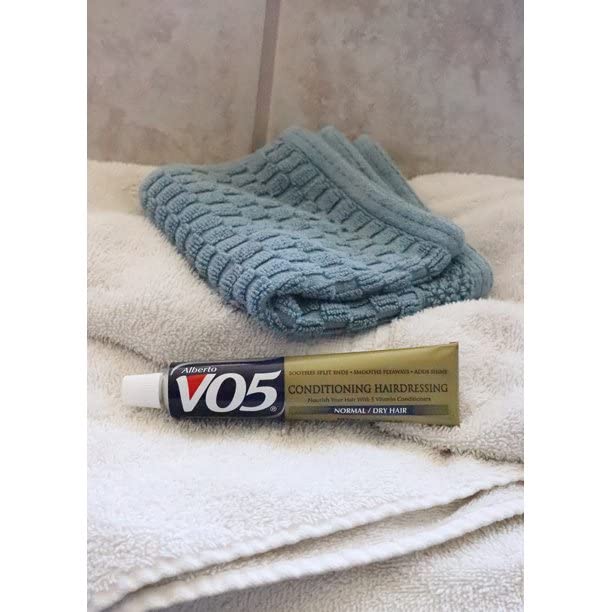 Alberto VO5 ingredients label listing oils and vitamins for nourishment