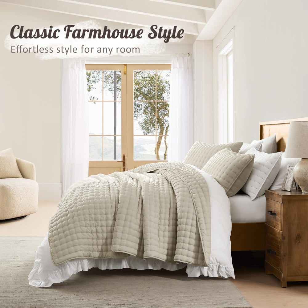 WDCOZY quilt edge and corner drape showing tailorable overhang on mattress