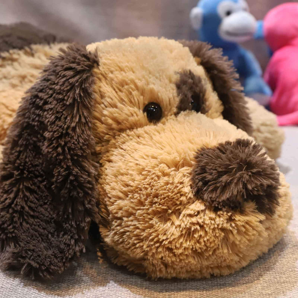 WEIGEDU close-up of plush fur texture for lasting softness benefit