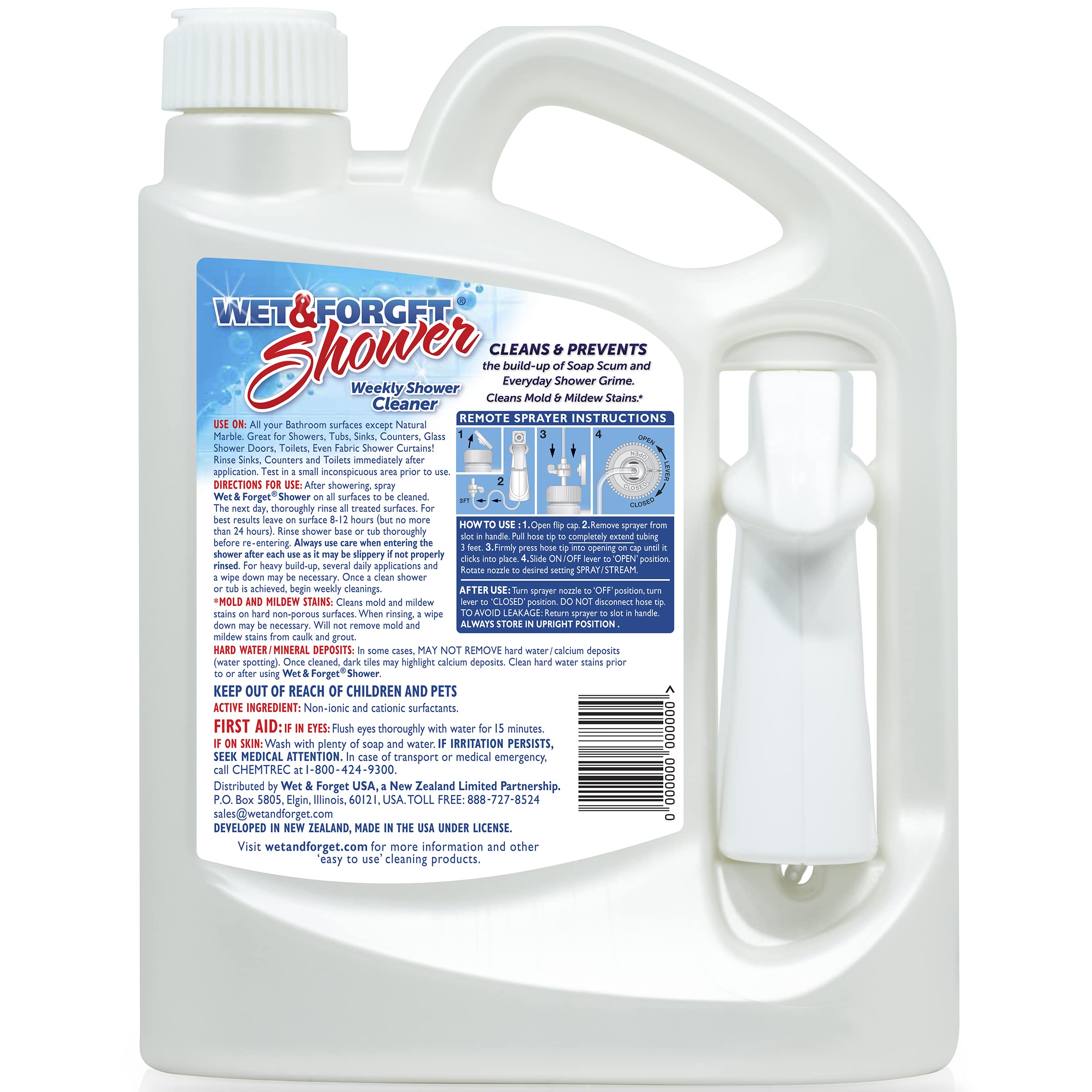 64 fl oz Wet & Forget bottle next to a measuring cup showing generous supply advantage
