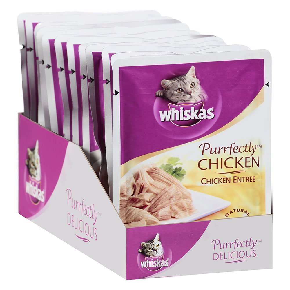 Whiskas close-up of tender chicken chunks in natural juices highlighting texture and appeal