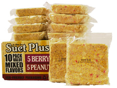 Wildlife Sciences ST. ALBANS BAY close-up of suet cake texture highlighting peanut and berry pieces that boost bird attraction