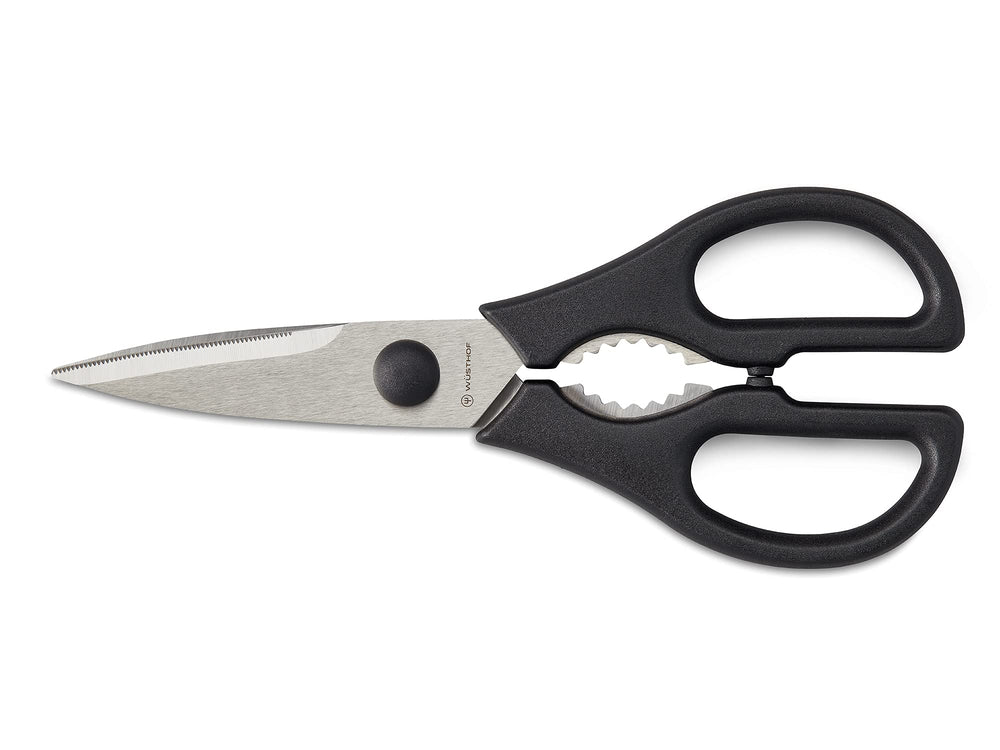 Wüsthof shears front view showing clean design and durable build
