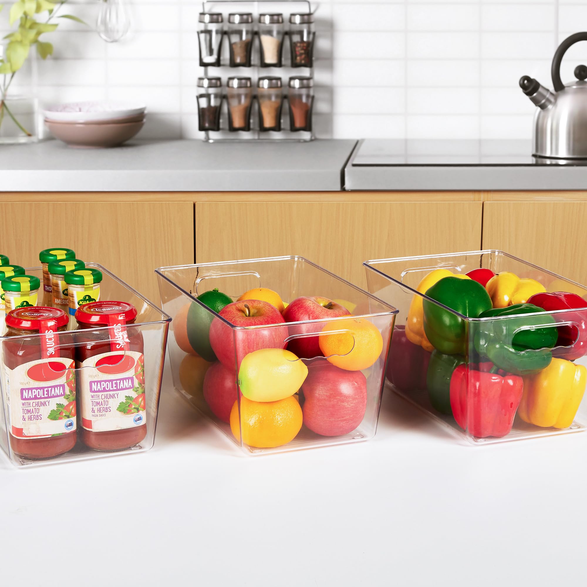 YIHONG clear plastic texture showing durable, easy-clean material benefit