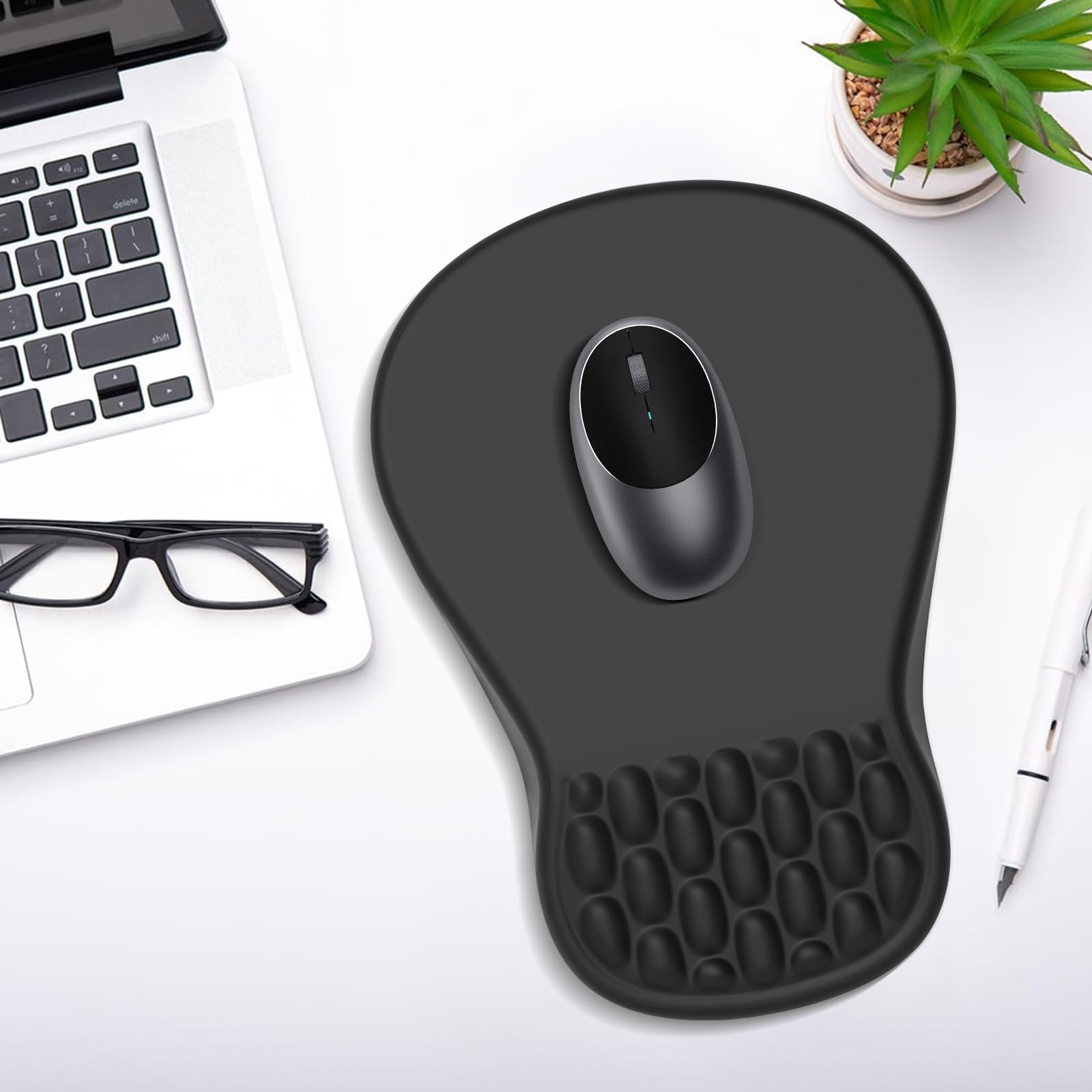 YIWEI pad next to keyboard for scale showing workspace compatibility